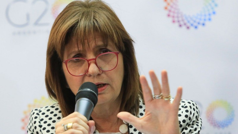 Bullrich se equivocó y llamó a un periodista creyendo que era un fiscal por el caso Machado